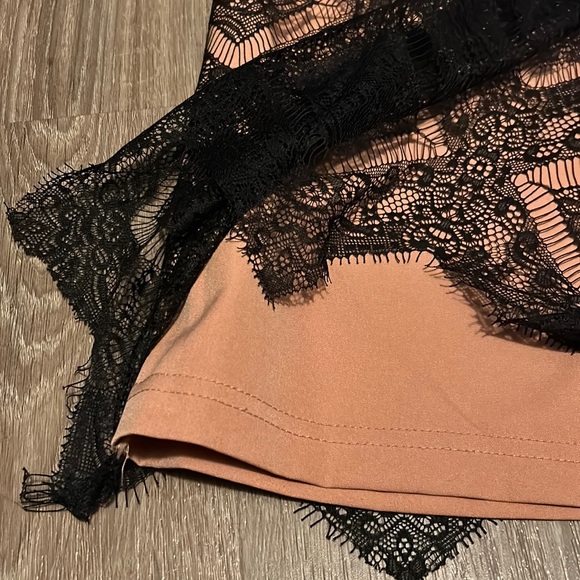 Lace Skirt from Francesca’s - Picture 5 of 5